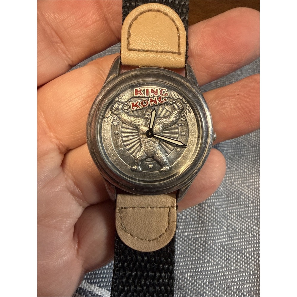 King Kong 3D Look Dial Highly Collectible LTD  Watch XX/15000 New Battery